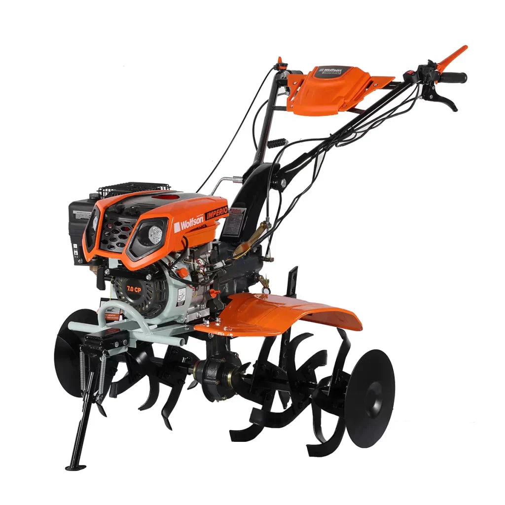 Motocultor Wolfson Imperio 8001, 7 CP, cu far si accesorii : plug, rarita, roti de transport 5,00X8, roti metalice, prasitoare