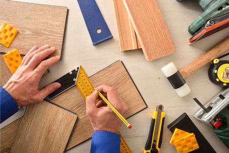 Parchetul este una dintre optiunile cele mai la indemana pentru realizarea unor pardoseli rezistente, usor de montat si care ofera o imagine deosebita incaperilor din locuinta