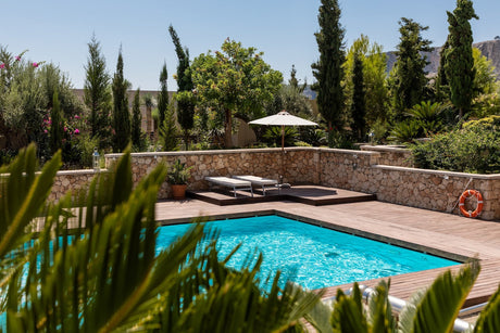 Construirea unei piscine in propria curte - Pasii necesari in vederea obtinerii unei zone de vis