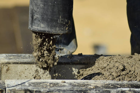 Turnarea betonului iarna - conditii, sfaturi si idei pentru reusita unei operatiuni speciale