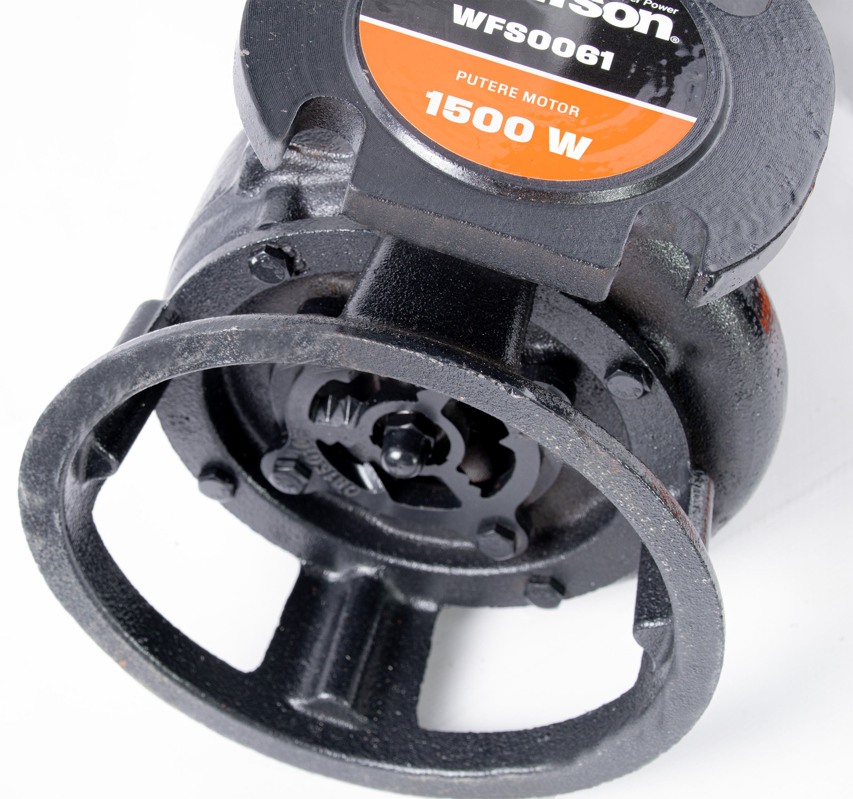 wacamper  Pompa submersibila profesionala cu tocator Wolfson pentru